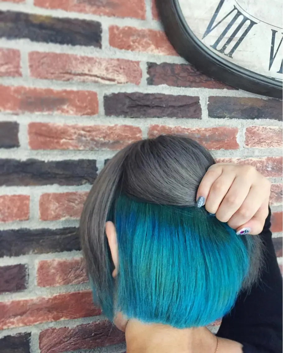 ショート ミディアム カラー グレージュ インナーカラー メンズ特化美容師 カラー専門ぺーターのヘアスタイル