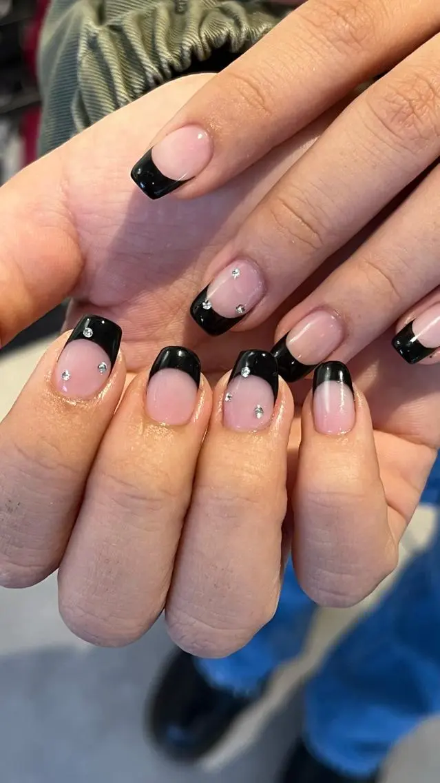 ネイル ハンドネイル 🍒 akariのネイルデザイン