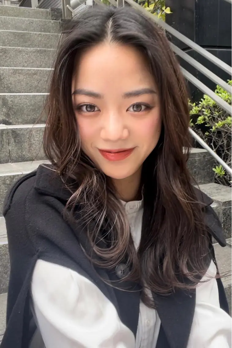 ミディアム カラー アッシュ レイヤーカット トリートメント Lond  mare 🦋ayana🦋のヘアスタイル