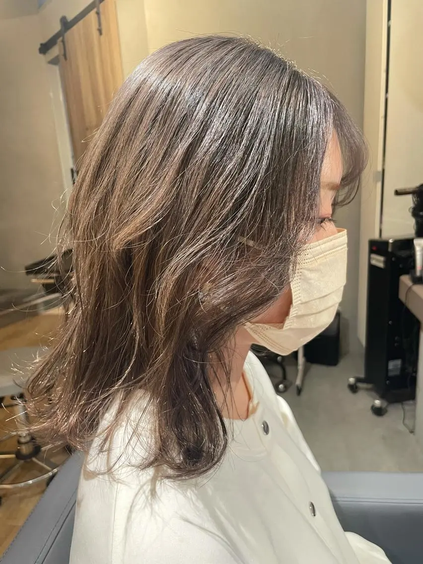 カラー 透明感カラー グレージュ 🎀西川芽依/ 暖色カラー🎀のヘアスタイル