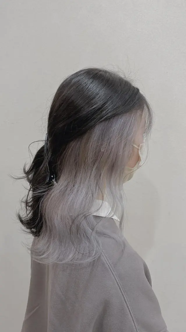 セミロング 🫧ペール系カラー /デザイン秀喜🫧のヘアスタイル