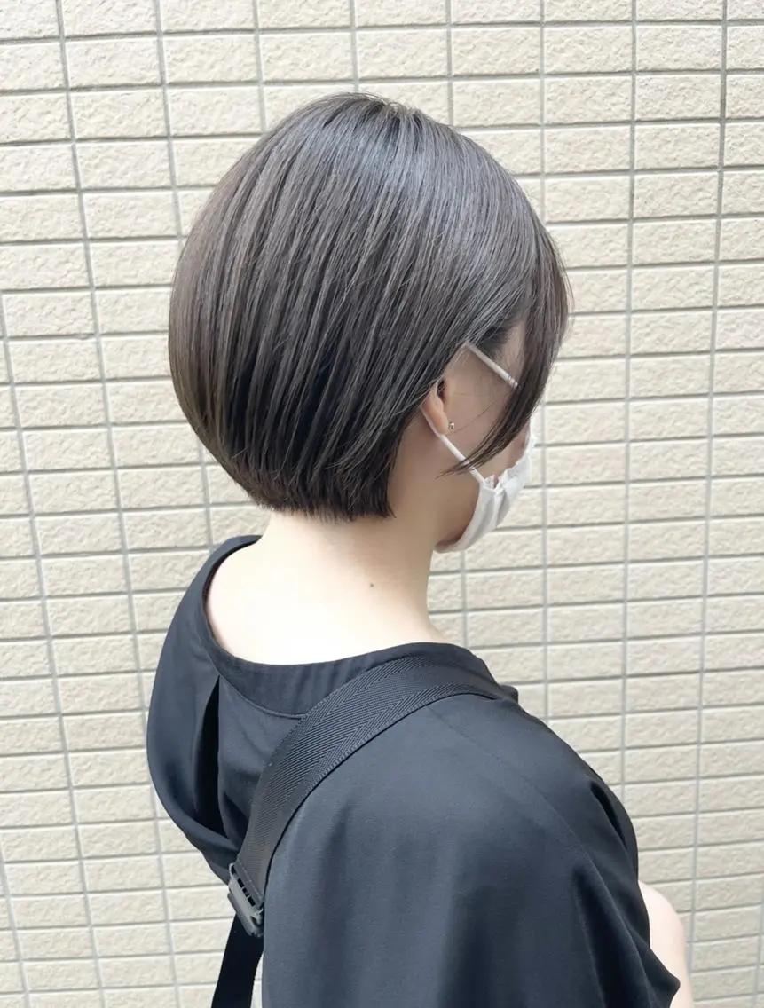 ショート ンジハ えみのヘアスタイル