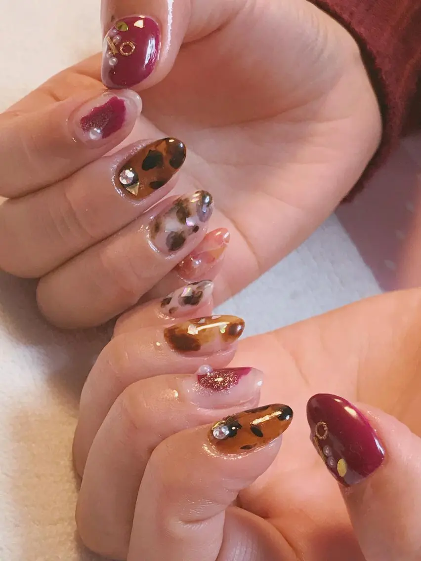 ネイル べっ甲ネイル ニュアンスネイル Era nailのネイルデザイン