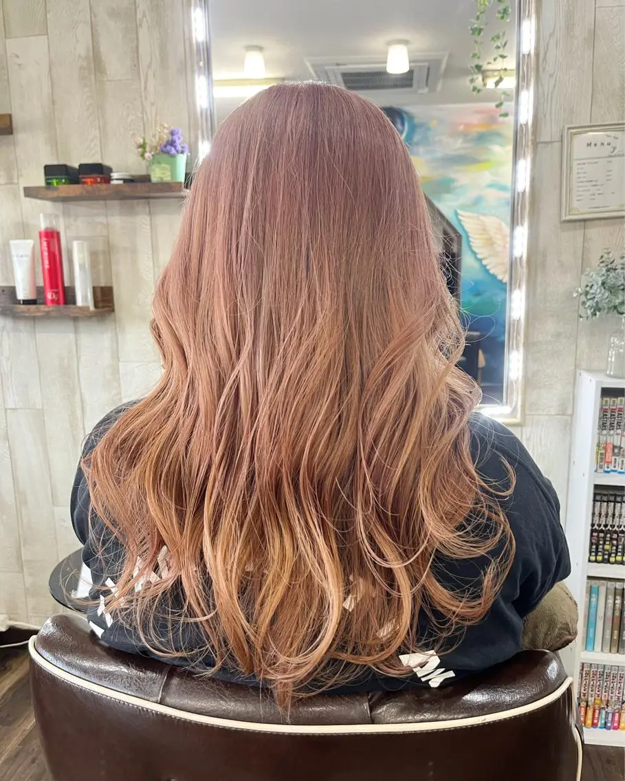 ロング カラー ベージュカラー ブリーチ ピンクカラー ピンクベージュ モリナガ ヒトミのヘアスタイル