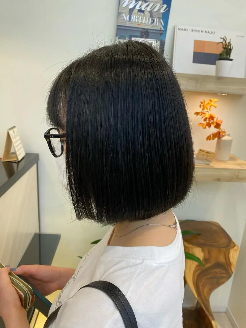 ショート ボブ コテ巻き風パーマ✨ かつみのヘアスタイル