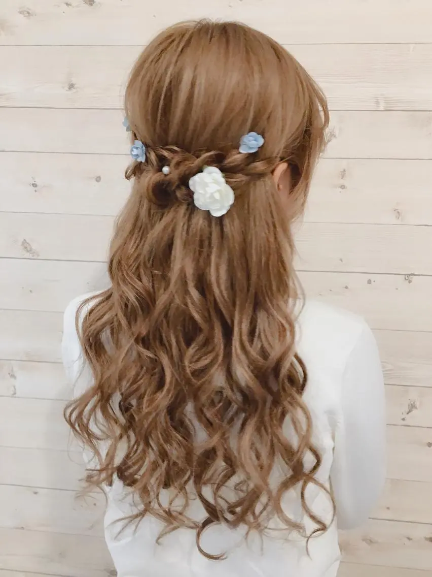 ロング ヘアアレンジ ヘアメイク エンカレッジのヘアスタイル