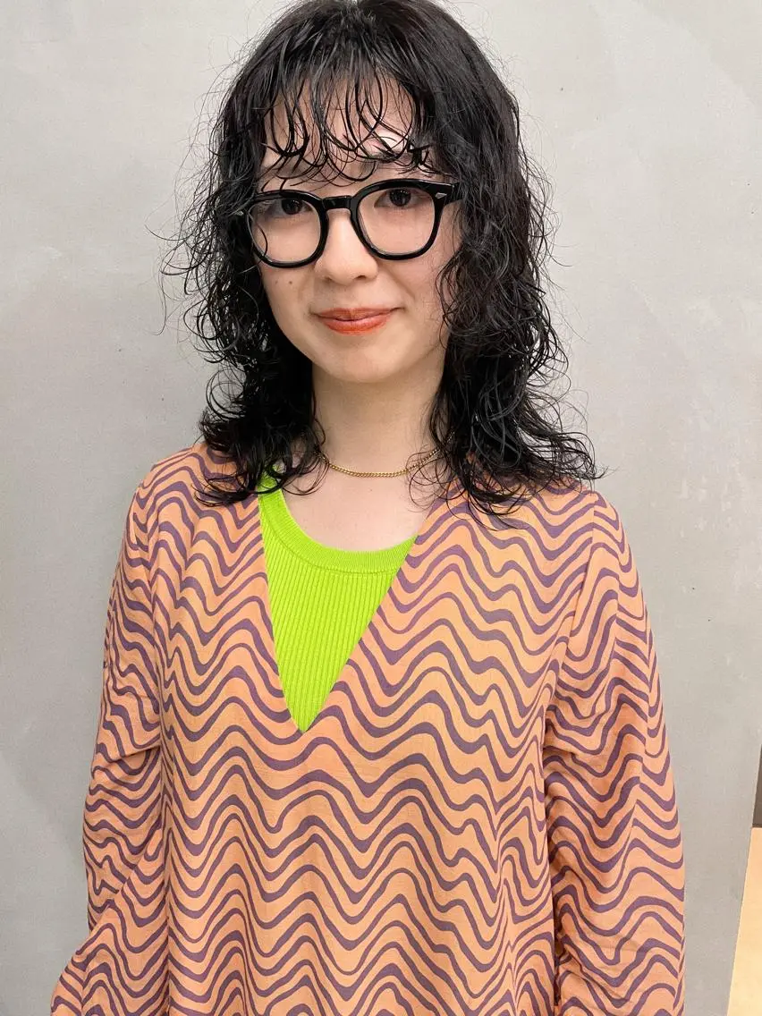 ミディアム カラー ミディアムパーマ カット パーマ トリートメント センスをお届けします 大谷将生infpのヘアスタイル