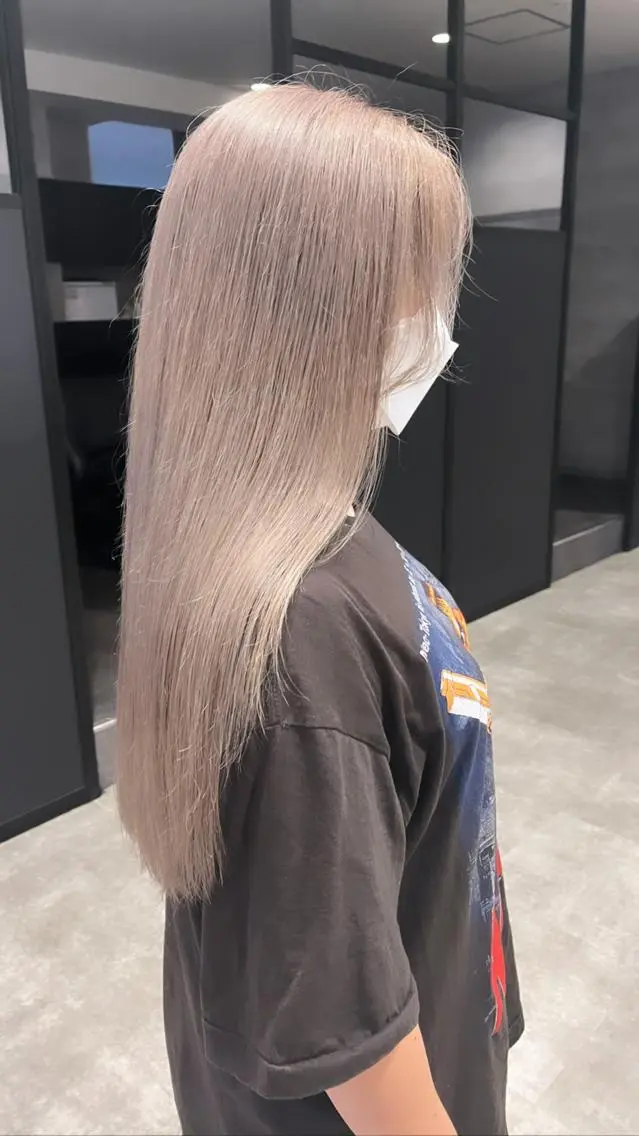 ロング カラー ヘアカラー トリートメント MIES amane(アマネ)のヘアスタイル