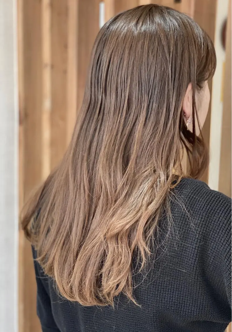 セミロング カラー カット ヘアカラー トリートメント Kazu .Kのヘアスタイル