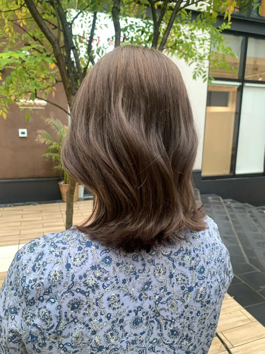 ミディアム カラー ヘアアレンジ ブリーチ カット ヘアカラー トリートメント yuka .のヘアスタイル