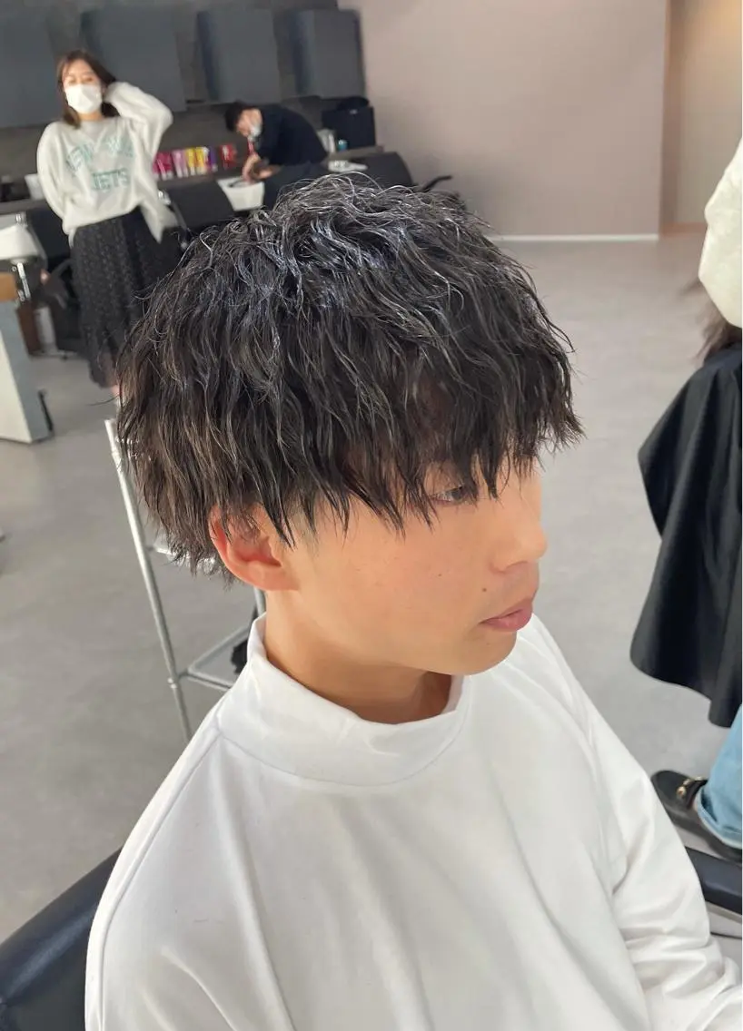 パーマ メンズ カット パーマ レイヤーカット 西村あきやのヘアスタイル