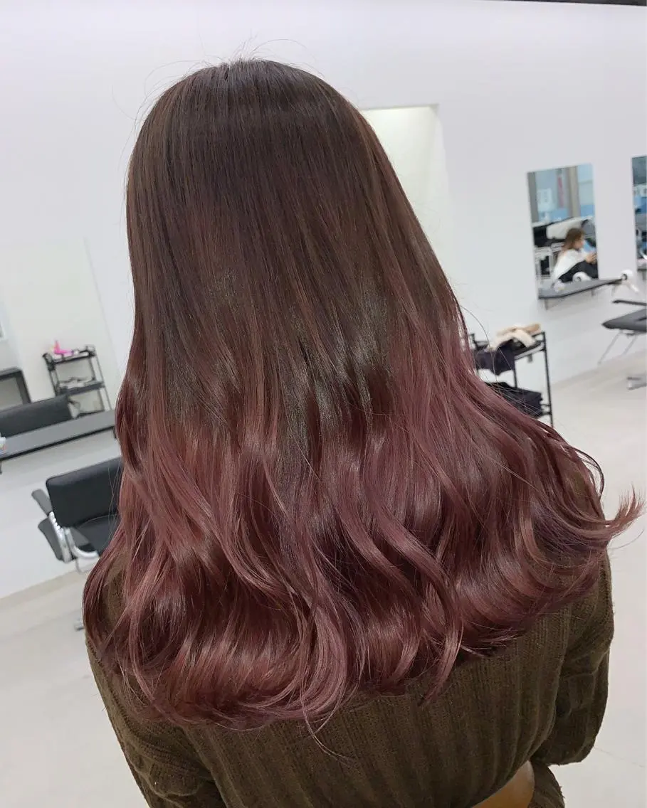 セミロング ピンクラベンダー カット ヘアカラー トリートメント 山田 絵里菜のヘアスタイル