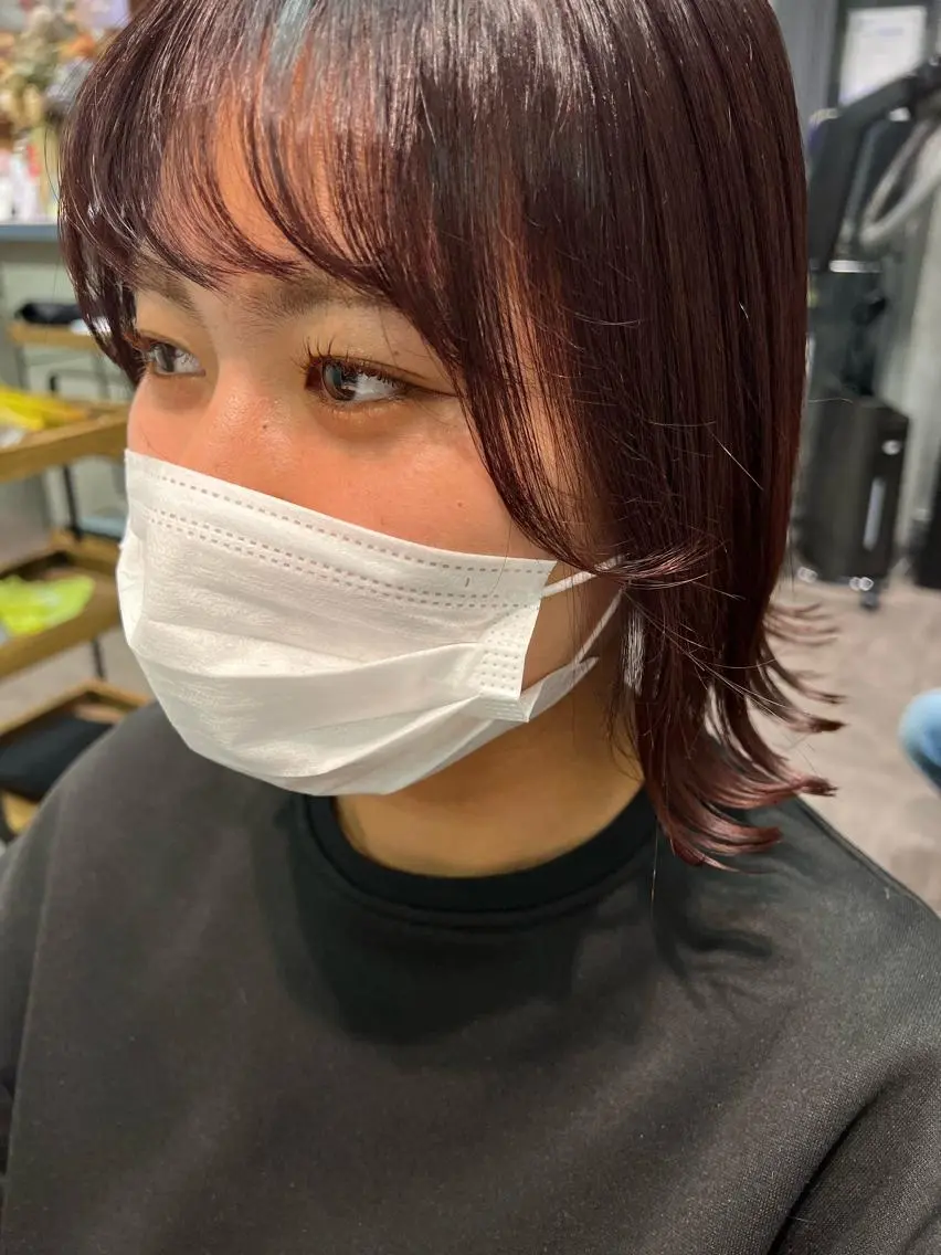ショート カラー ヘアアレンジ サナ🌱 切りっぱなしボブのヘアスタイル