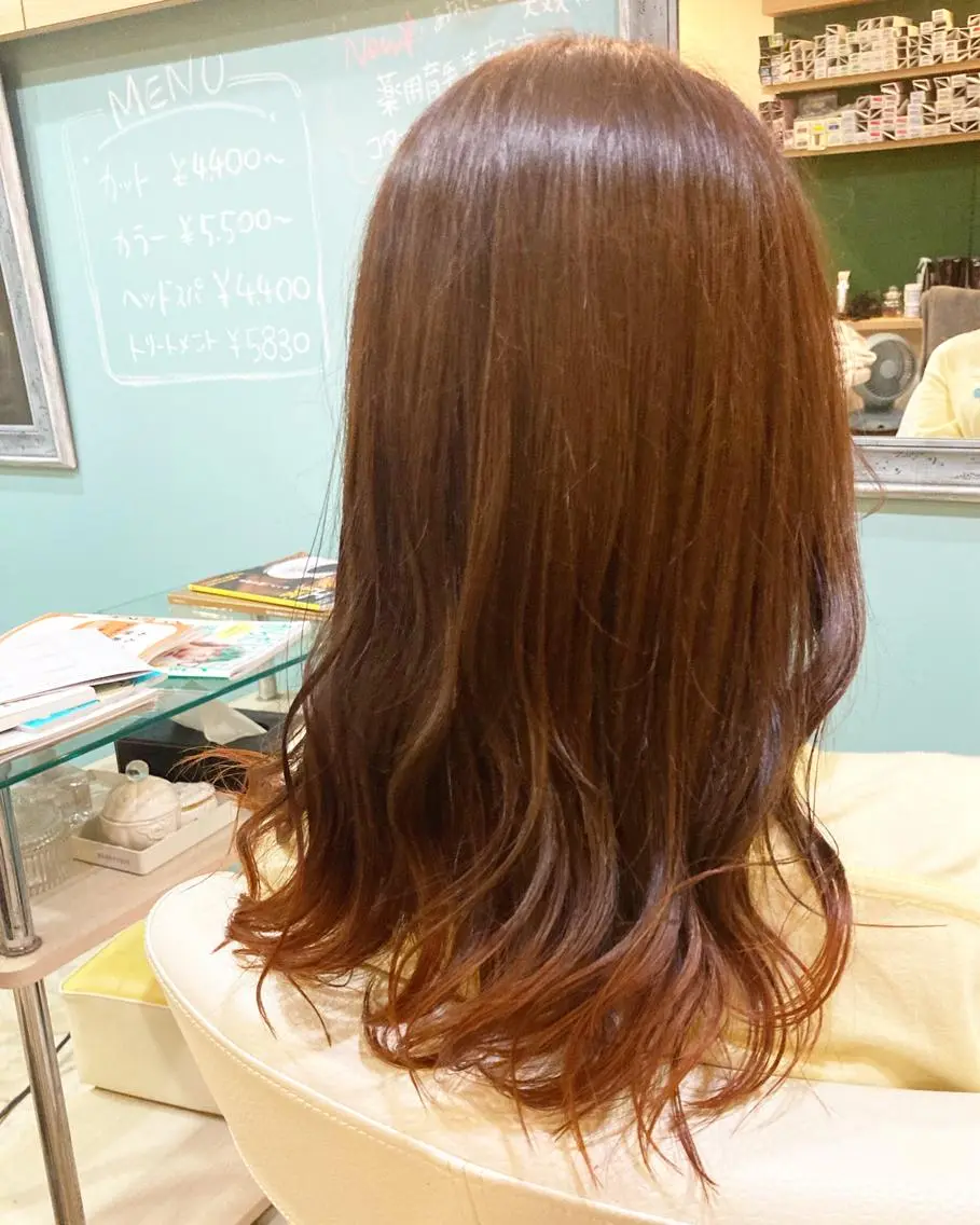 セミロング カラー 谷川 穂のヘアスタイル