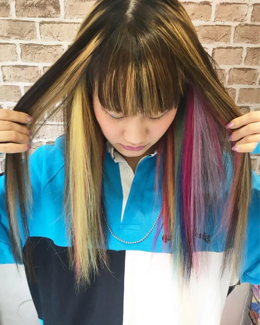 セミロング カラー ヘアアレンジ エクステ 毛穴改善/脱毛 ネイル 川上久仁子のエステ・リラクイメージ