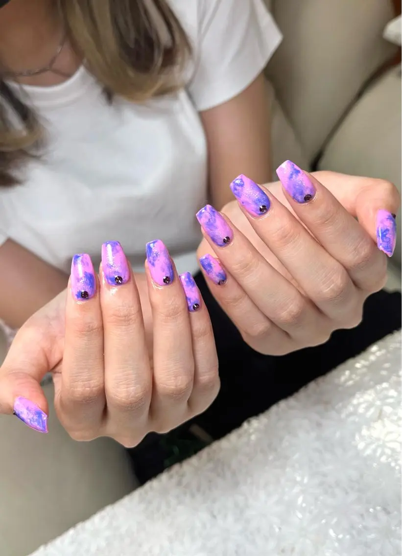 ネイル ジェルネイル キラキラネイル 韓国ネイル パラジェル ワンホンネイル nails' it...のネイルデザイン