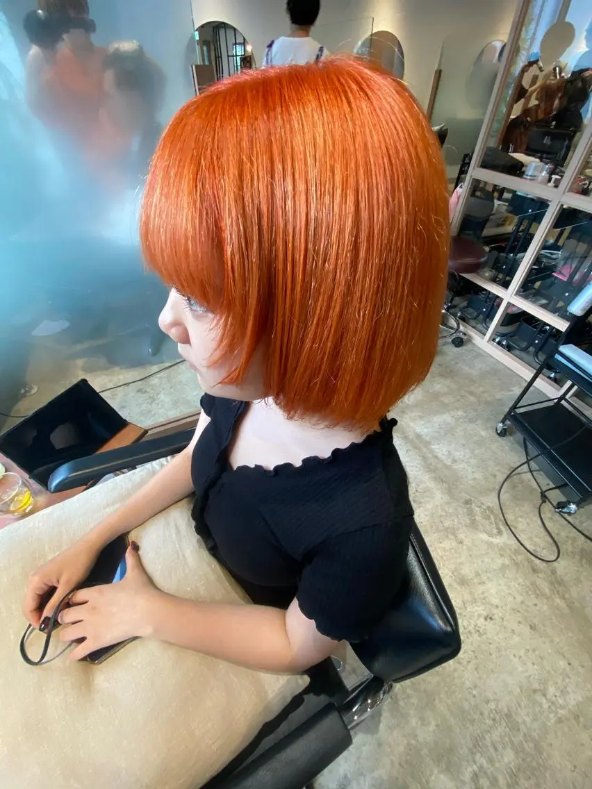 ショート カラー ブリーチ オレンジ ♡レイヤーカット れお♡のヘアスタイル