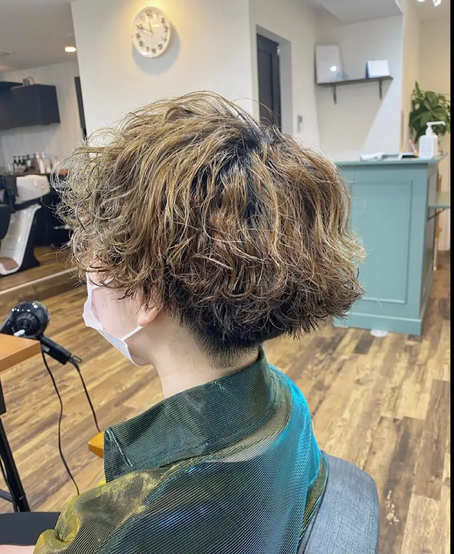 ショート カラー パーマ メンズ カット パーマ TELA HAIR 副代表　岡田のヘアスタイル
