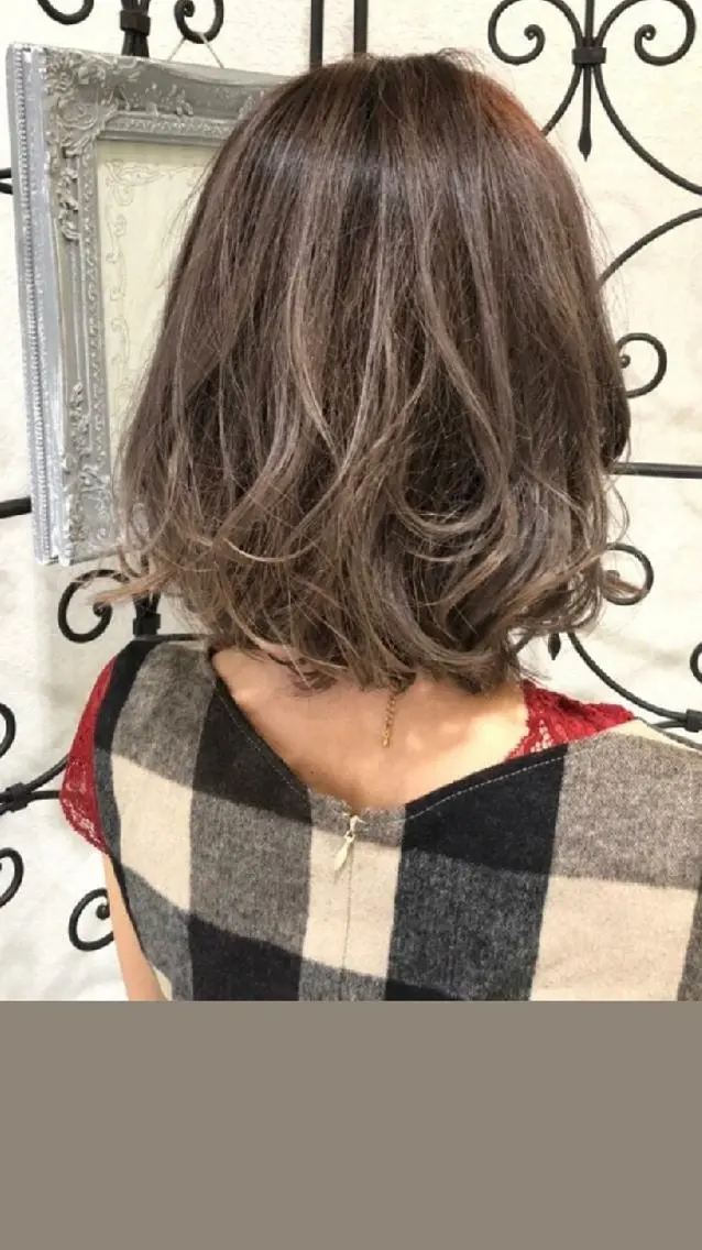 ミディアム カラー パーマ Hair&Make EARTHのヘアスタイル