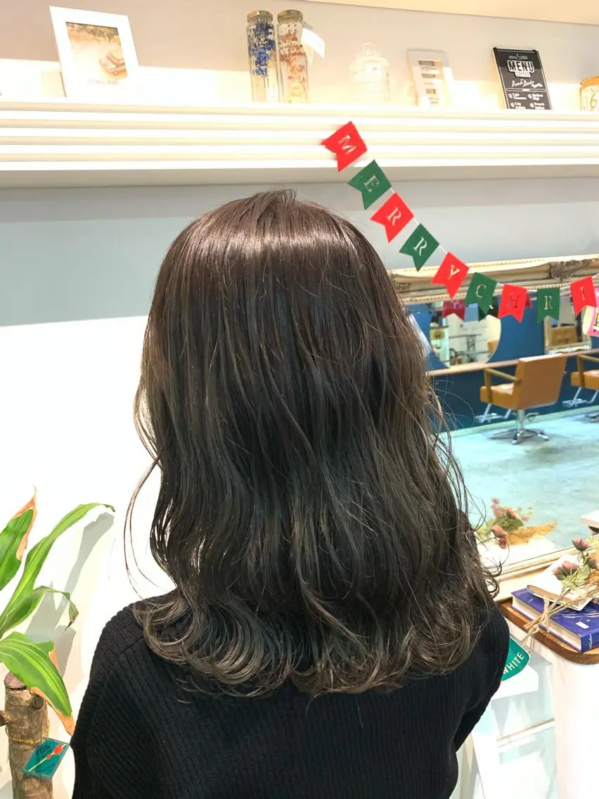 セミロング ヘアカラー トリートメント ヘッドスパ ヘアセット 大宮/山口 竣也のヘアスタイル