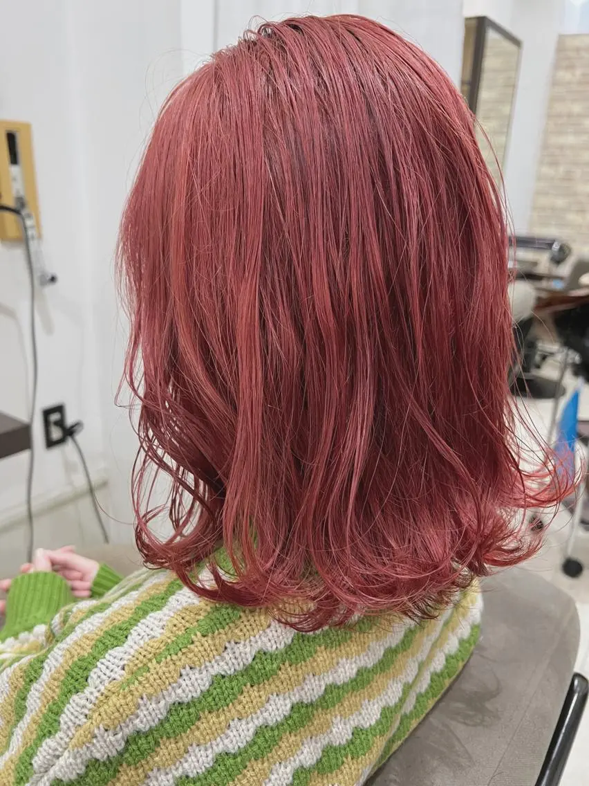 ミディアム カラー ピンクカラー ルビー カット ヘアカラー トリートメント NAKAGAWA YUICHIのヘアスタイル