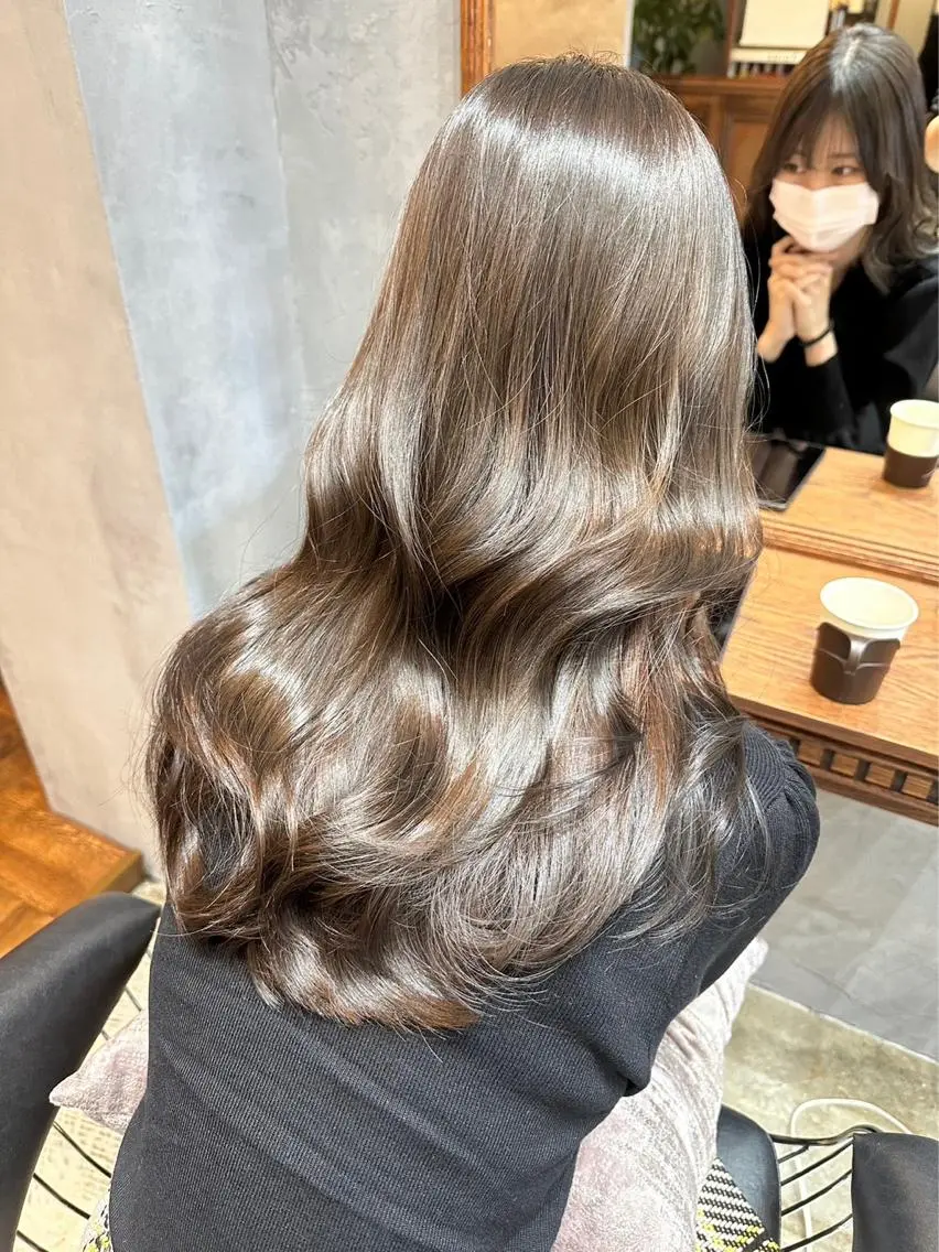 セミロング ヘアカラー トリートメント 🩵縮毛矯正・ボブ 岩原朋也🩵のヘアスタイル