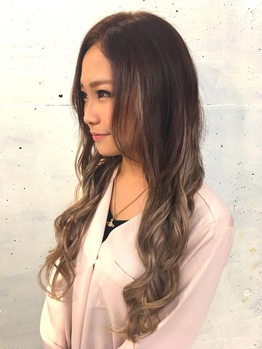 ミディアム ロング エクステ BREK 袋井店のヘアスタイル