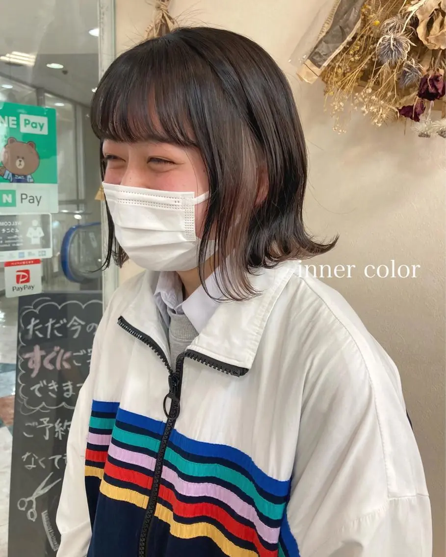 ショート カラー 切りっぱなしボブ ショートボブ ハンサムショート ブリーチ イヤリングカラー カット ヘアカラー トリートメント 初めてのショート お任せください✂️のヘアスタイル