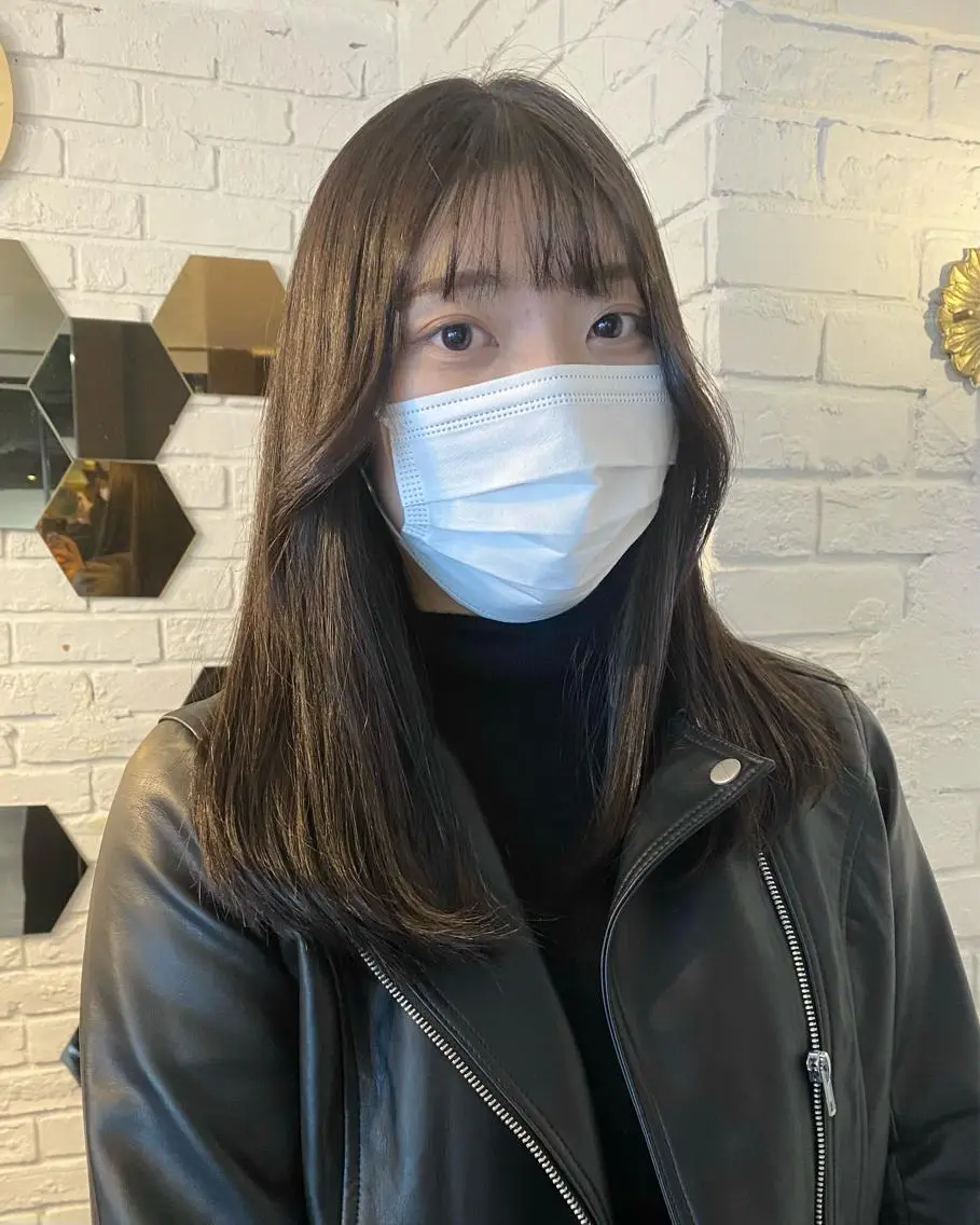 セミロング カラー ヘアアレンジ 髪質改善 縮毛矯正 酸性ストレート カット ヘアカラー 縮毛矯正 トリートメント レイヤーカット×髪質 改善🇰🇷シオリのヘアスタイル