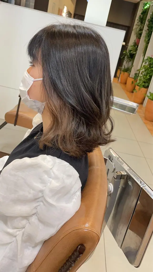 セミロング カット ヘアカラー 明石遼/ベージュ / ピンクのヘアスタイル