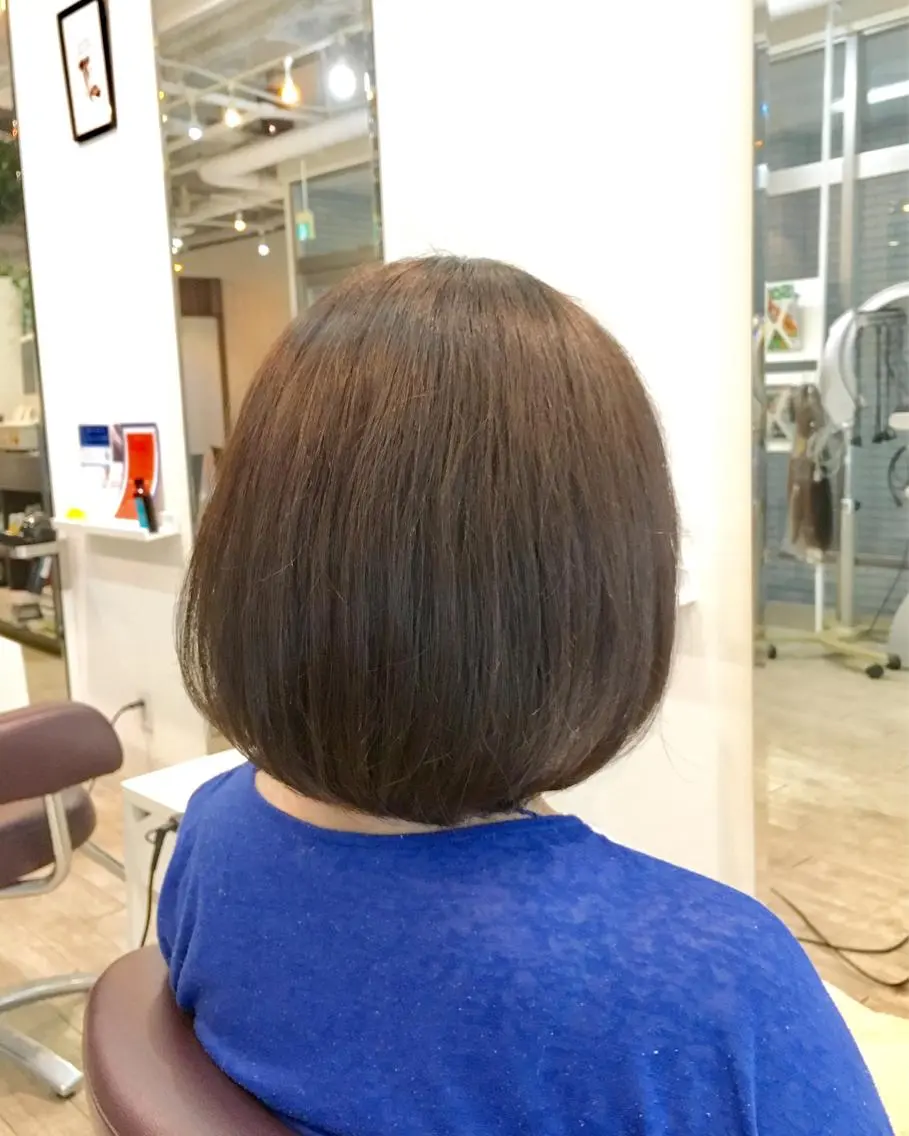 ショート カラー ボブ 中村 よしひでのヘアスタイル