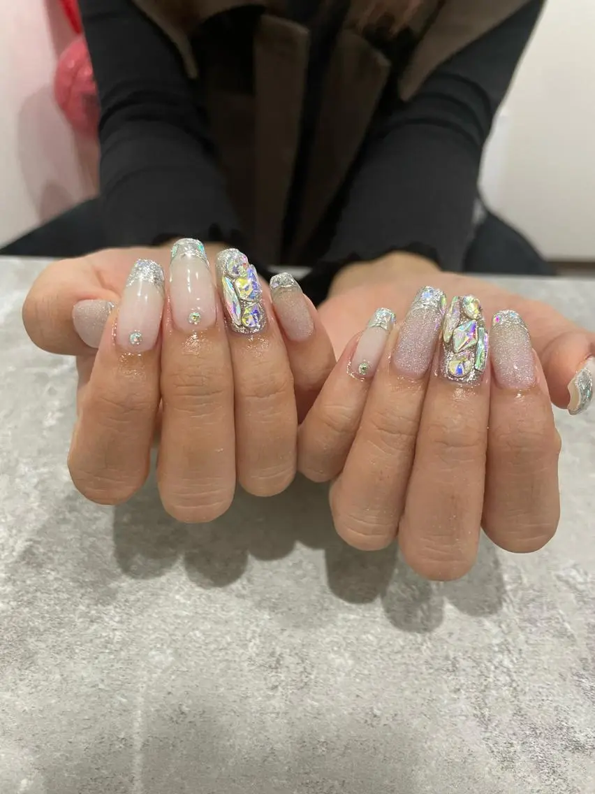 ネイル 持ち込み Raviliss ♡のネイルデザイン
