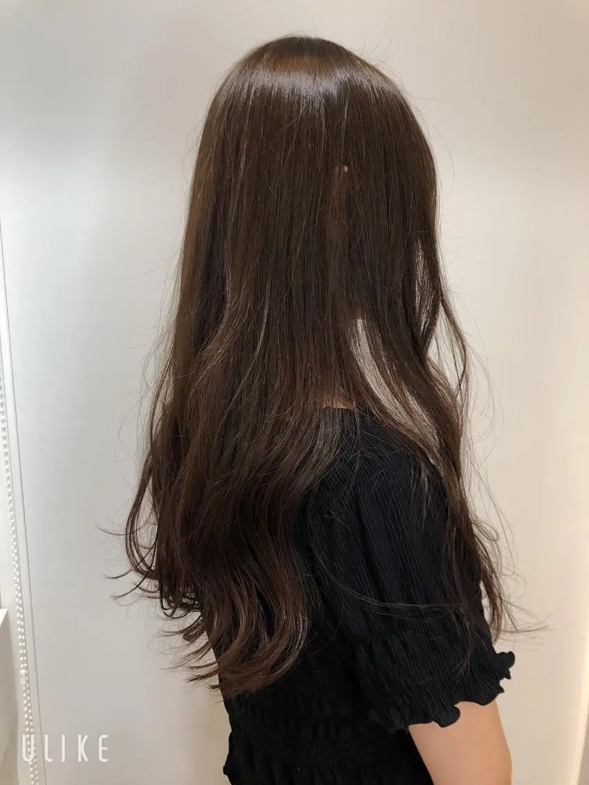 ロング カラー オリーブカラー ウルフカット ハッシュカット/七海のヘアスタイル