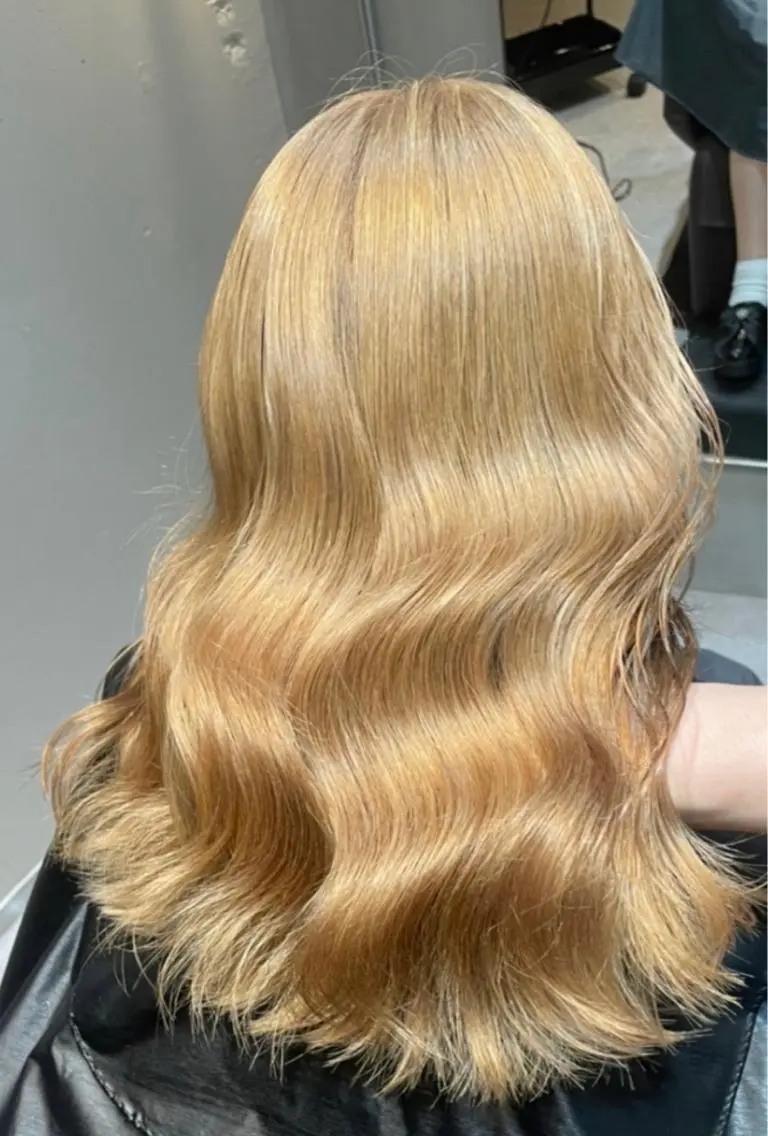 セミロング カラー ✨髪質改善カラー✨ ななみのヘアスタイル