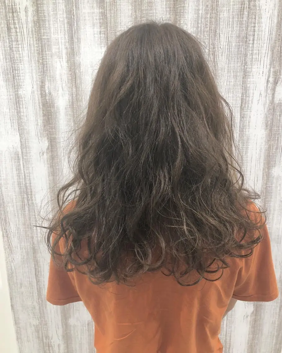 ロング 🌼志岐 恵🌼のヘアスタイル