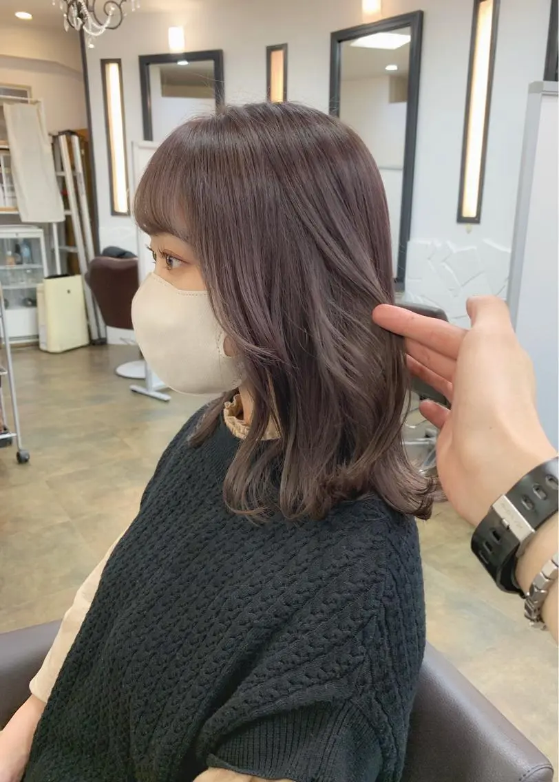 ミディアム カラー ベージュカラー ブリーチ ラベンダーカラー ラベンダーベージュ カット ヘアカラー トリートメント 矢野 晃平のヘアスタイル