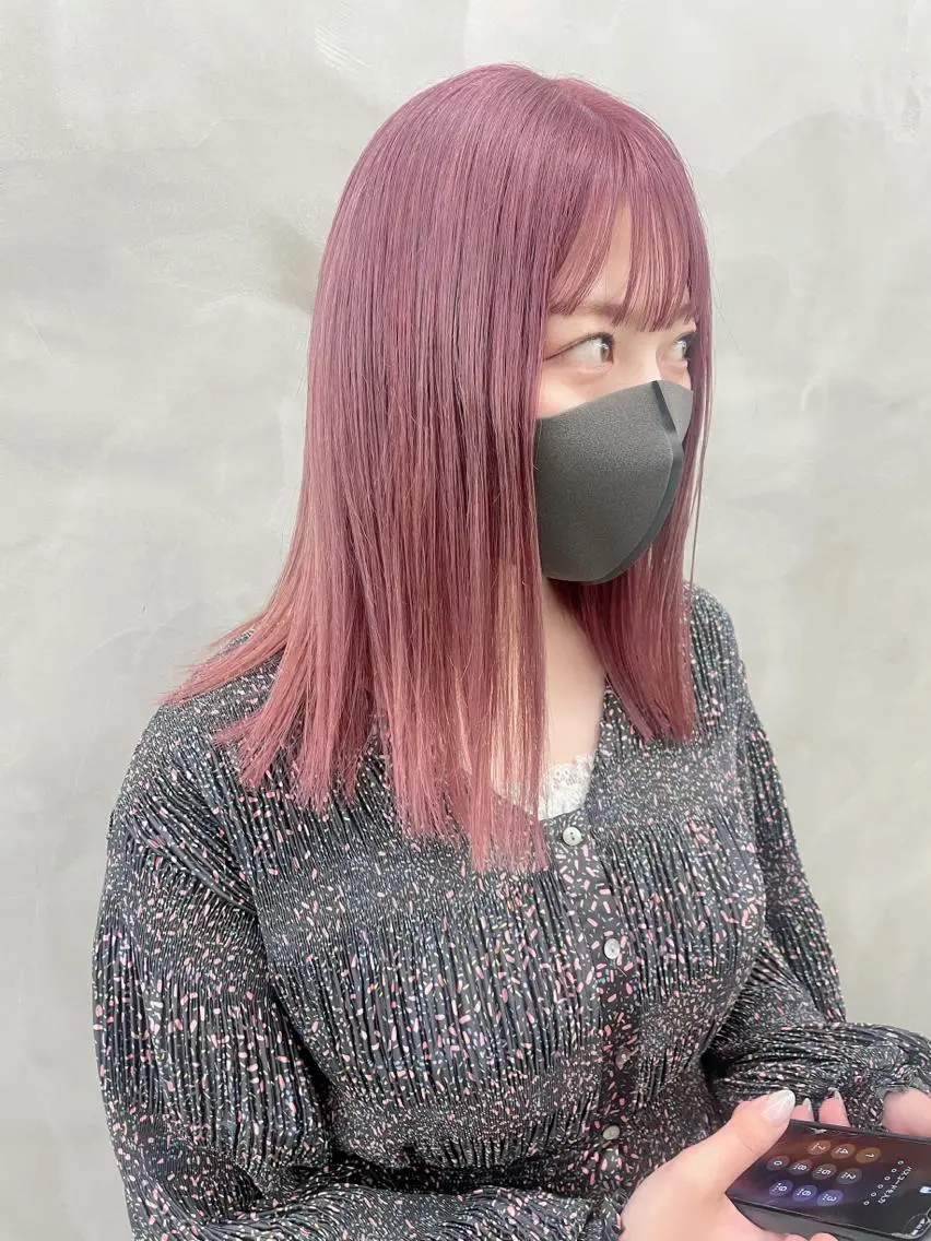 ミディアム カラー ヘアカラー トリートメント レイヤーカット 🪩yurikaのヘアスタイル