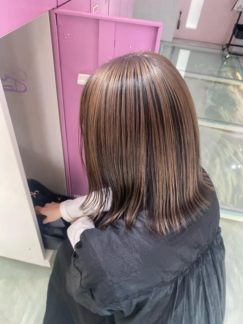 カラー ブリーチ ヘアカラー トリートメント ヘアセット 楓🦋韓国系レイヤー / 透明感カラー🤍のヘアスタイル