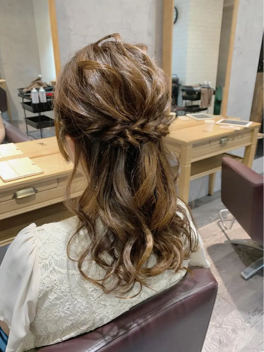 セミロング ヘアアレンジ ハーフアップ ヘアセット エクステ KAZUMAのヘアスタイル