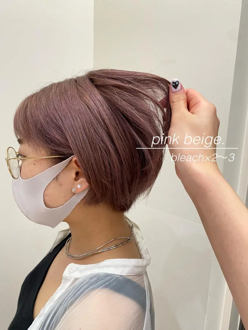ショート カラー 小林 夢羽のヘアスタイル