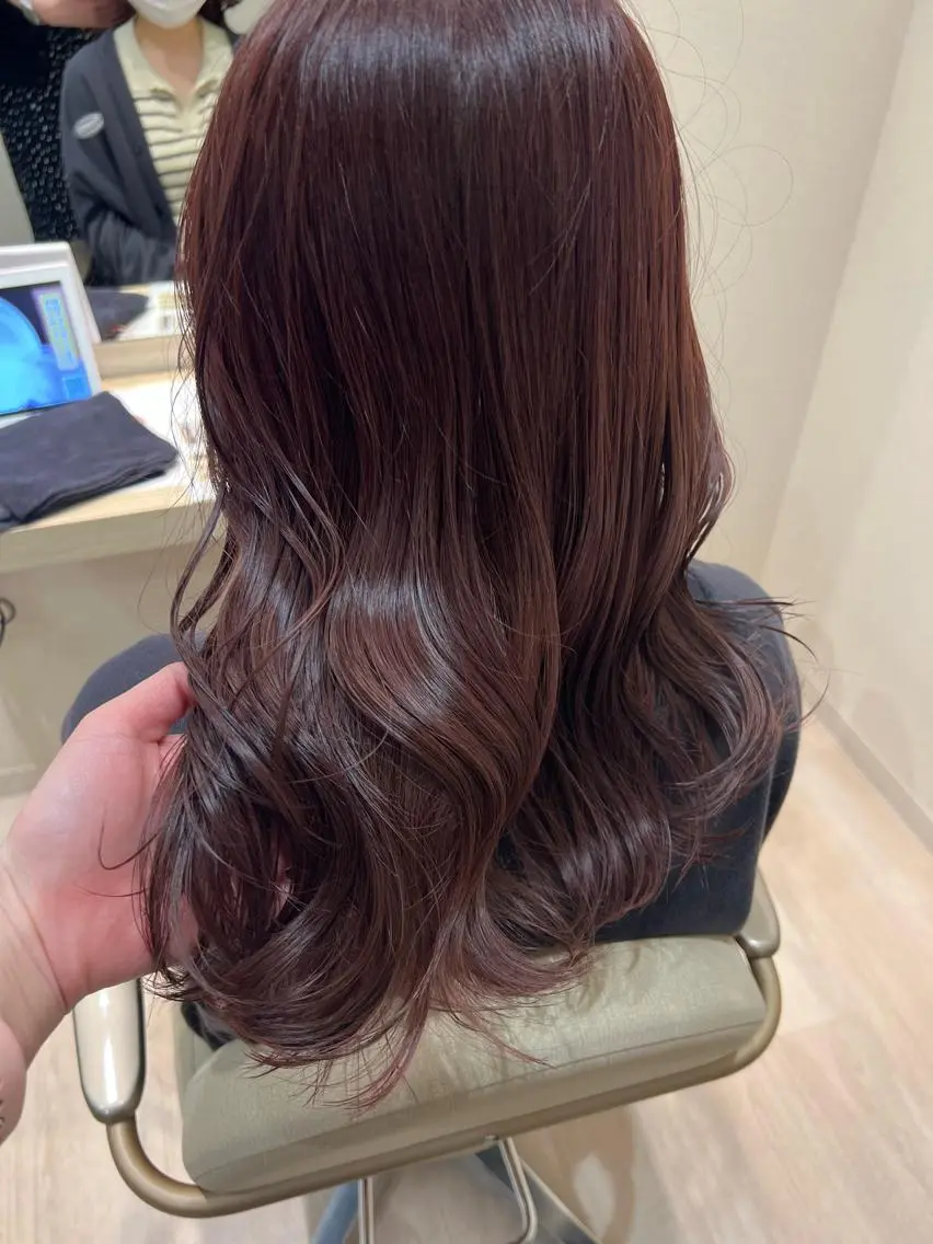 セミロング カット ヘアカラー トリートメント ヘッドスパ mina .のヘアスタイル