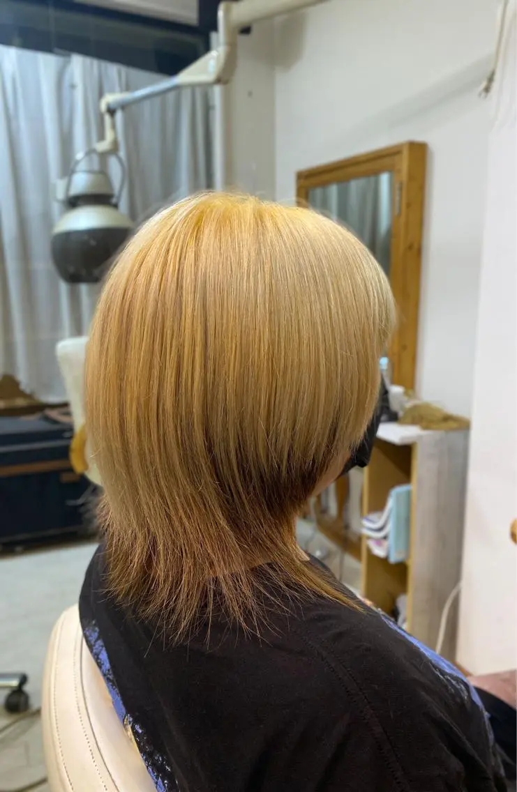 ミディアム カラー CRADLE Takeuchiのヘアスタイル