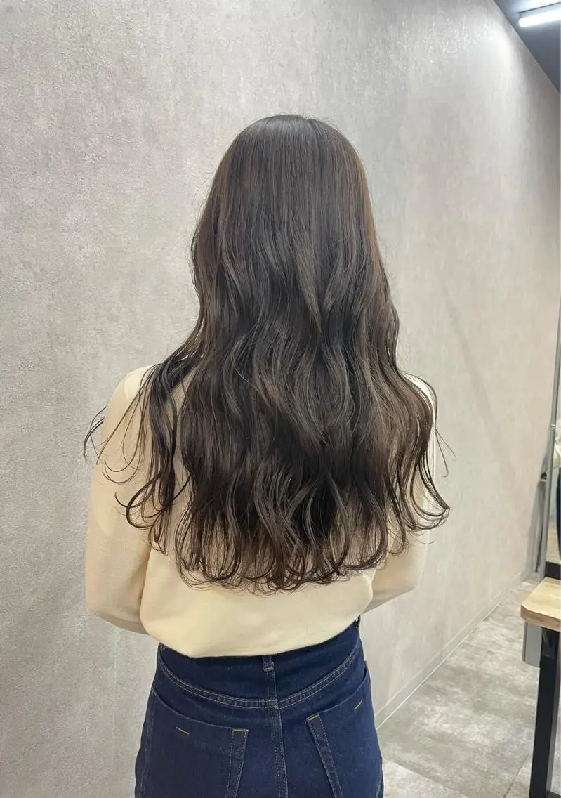 ロング カラー カット ヘアカラー トリートメント いなみね はるきのヘアスタイル