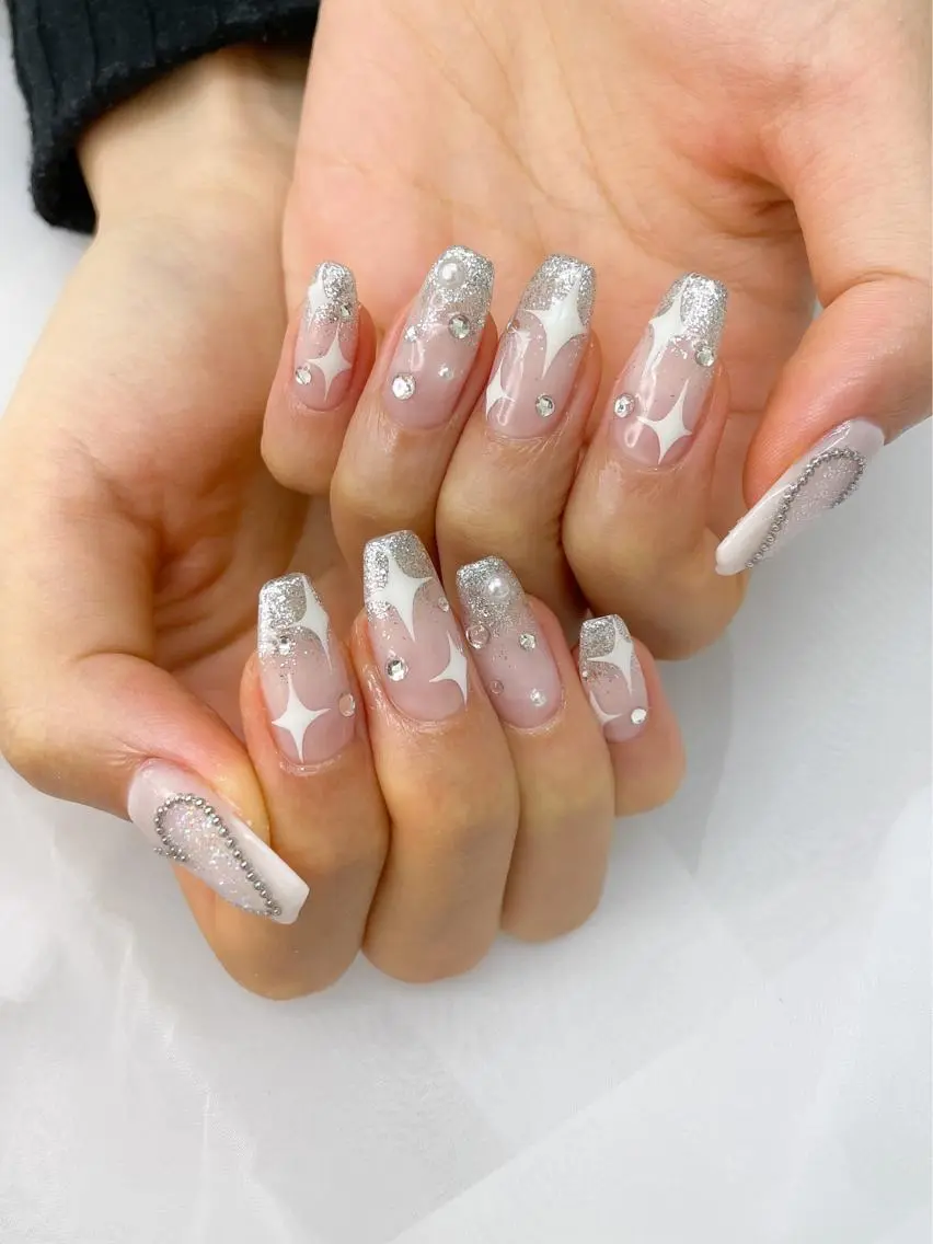 ネイル ハンドネイル Hisaka Mikiのネイルデザイン