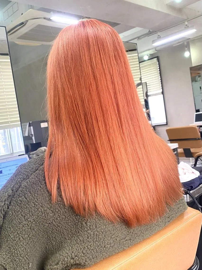 ロング カラー ブリーチ ケアブリーチ イルミナカラー 脱！黒髪 ダブルカラー【上野】のヘアスタイル