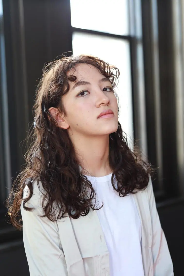 セミロング パーマ セミロングパーマ くるくるパーマ aikoのヘアスタイル