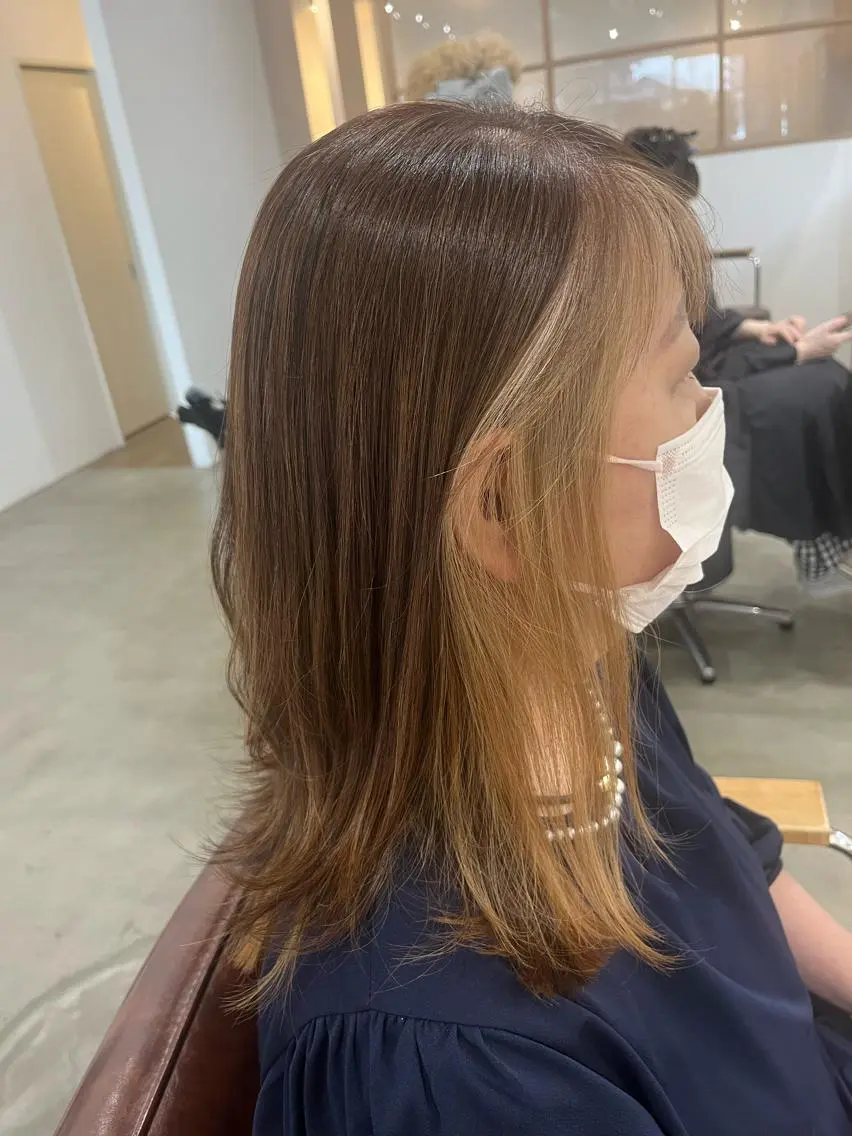 ロング カラー ミストバング カット ヘアカラー トリートメント 三島 有佳里のヘアスタイル