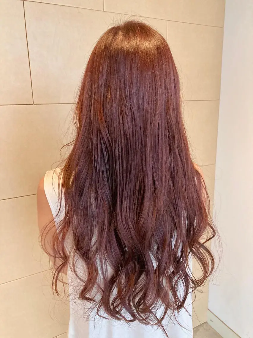 ロング タカツド ユウキのヘアスタイル