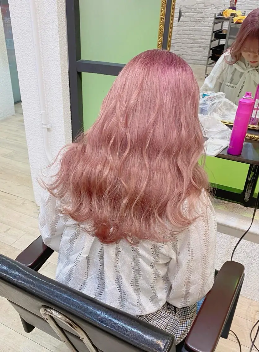 ミディアム カラー ピンクカラー ホワイトピンク esu 天満のヘアスタイル