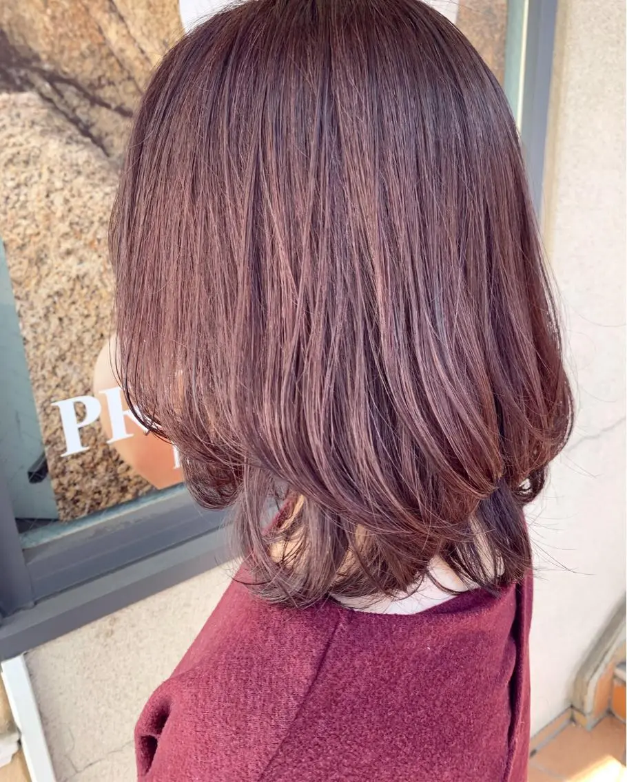 ミディアム カラー 薄田 珠美のヘアスタイル
